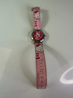 Hello Kitty Kids Pink Character Watch pre owned vintage
